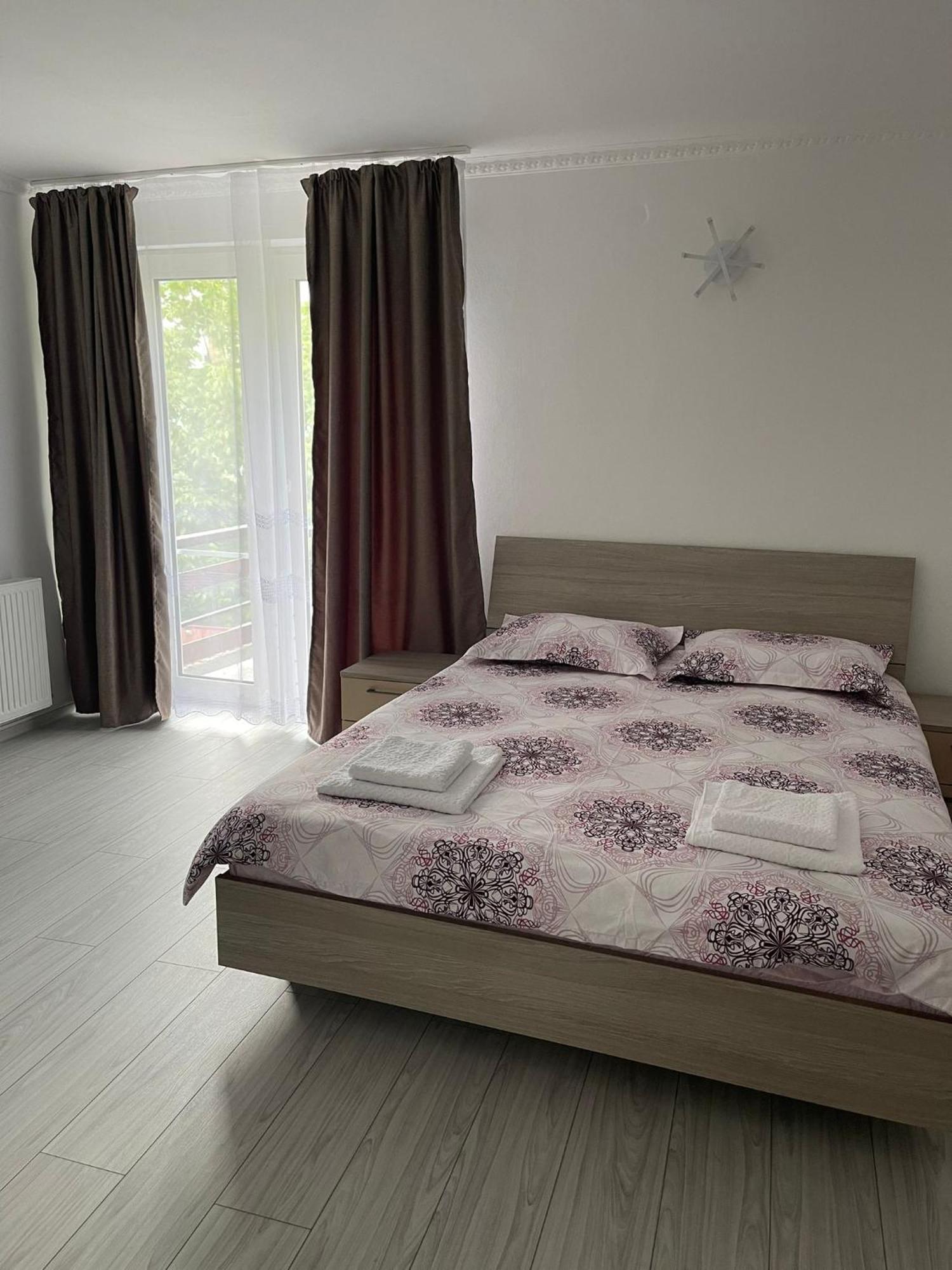 Casa Princess Baile Herculane Bagian luar foto
