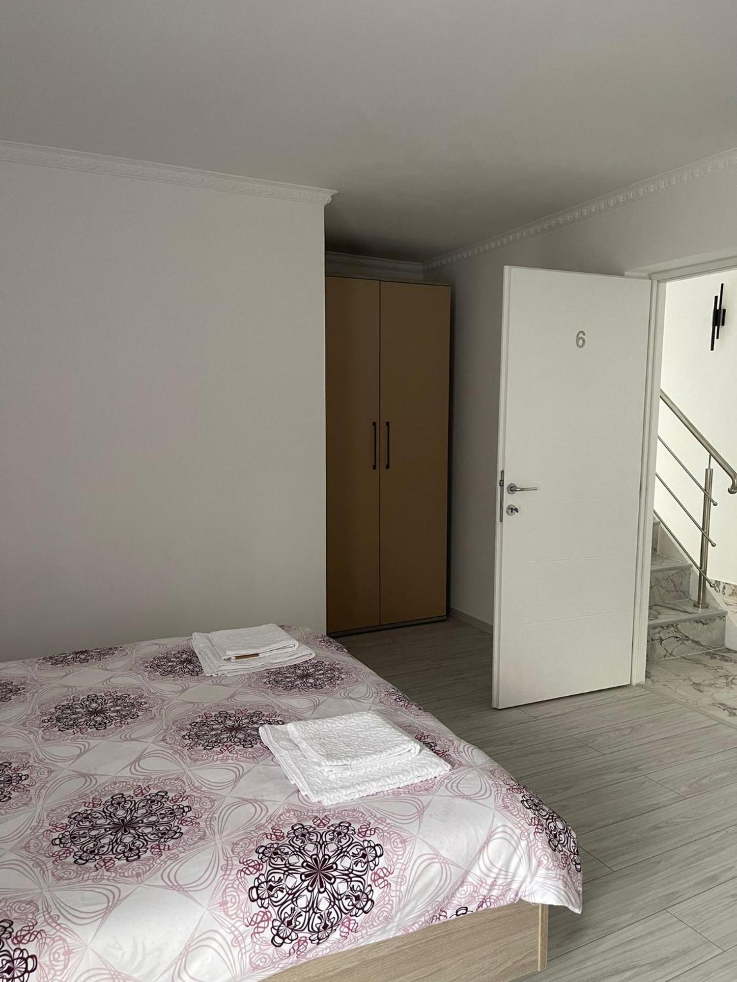 Casa Princess Baile Herculane Bagian luar foto
